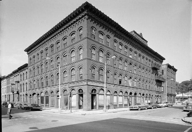 W & L E Gurley Building image. Click for full size.