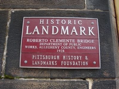 Roberto Clemente (6th Street) Bridge Marker image. Click for full size.