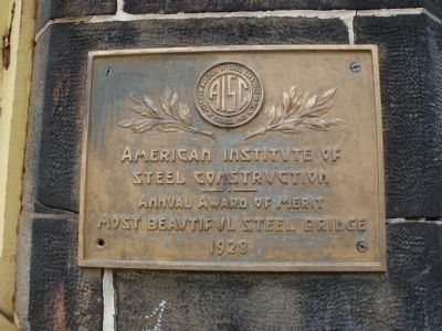AISC Bridge Award plaque image. Click for full size.