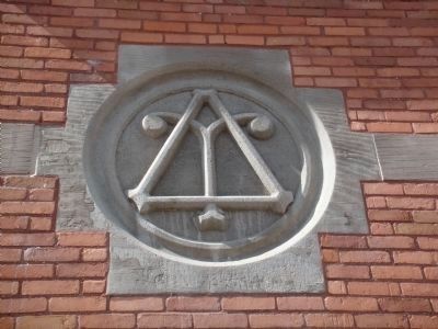Delta Upsilon Symbol on Fraternity House image. Click for full size.