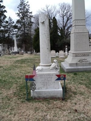 Grave of Lt. Benjamin Hodgson image. Click for full size.