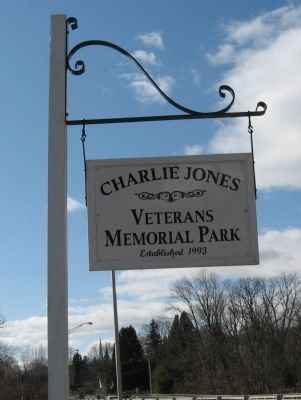 Charlie Jones Veterans Memorial Park image. Click for full size.