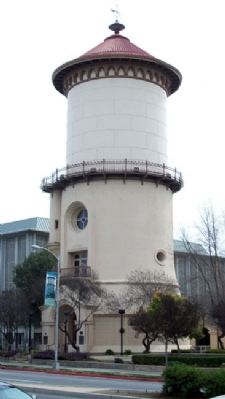Old Fresno Water Tower image. Click for full size.