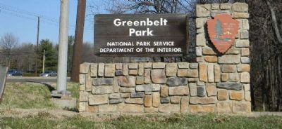 Greenbelt Park - signage at entrance off Greenbelt Rd. (MD 193) image. Click for full size.