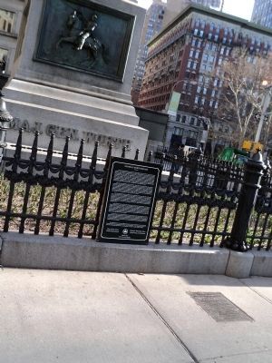 Marker in Worth Square image. Click for full size.