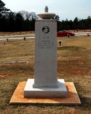 Forest Lawn Memory Gardens Veterans Monument -<br>East Facade. Click for full size. Forest Lawn Memory Gardens Veterans Monument -<br>East Facade image. Click for full size.