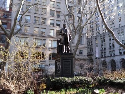 Monument in Madison Square Park image. Click for full size.
