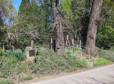 H. C. Farnham House 1855 Marker - wide view. Click for full size. H. C. Farnham House 1855 Marker - wide view image. Click for full size.