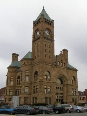 Blackford County Courthouse - Clocktower image. Click for full size.