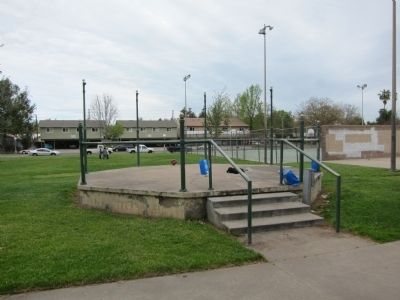 Remains of the Hale Park Bandstand. Click for full size. Remains of the Hale Park Bandstand image. Click for full size.