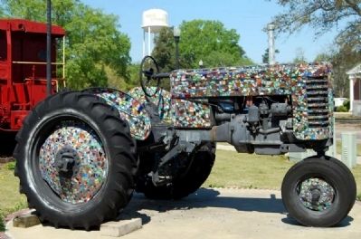 Mosaic-Decorated Tractor image. Click for full size.
