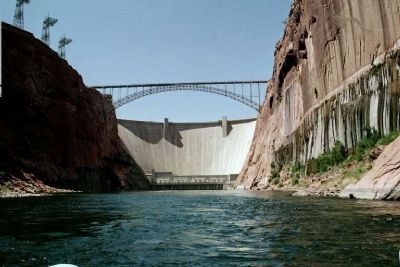 Glen Canyon Dam image. Click for full size.