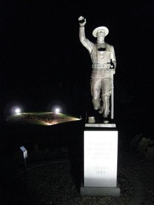 World War I Memorial at Night image. Click for full size.