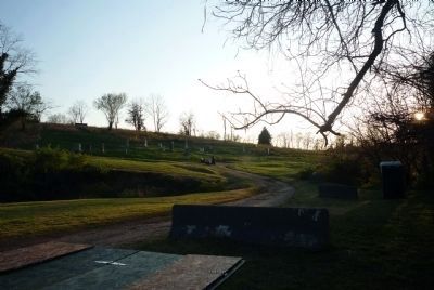 Woodlawn Cemetery image. Click for full size.