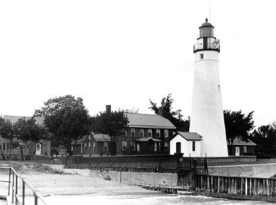 Fort Gratiot Light image. Click for full size.