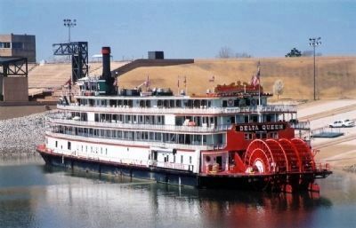 The Delta Queen docked at Mud Island, Memphis, Tennessee image. Click for full size.