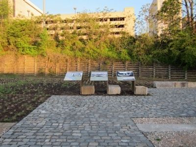 Lumpkin's Jail Markers image. Click for full size.