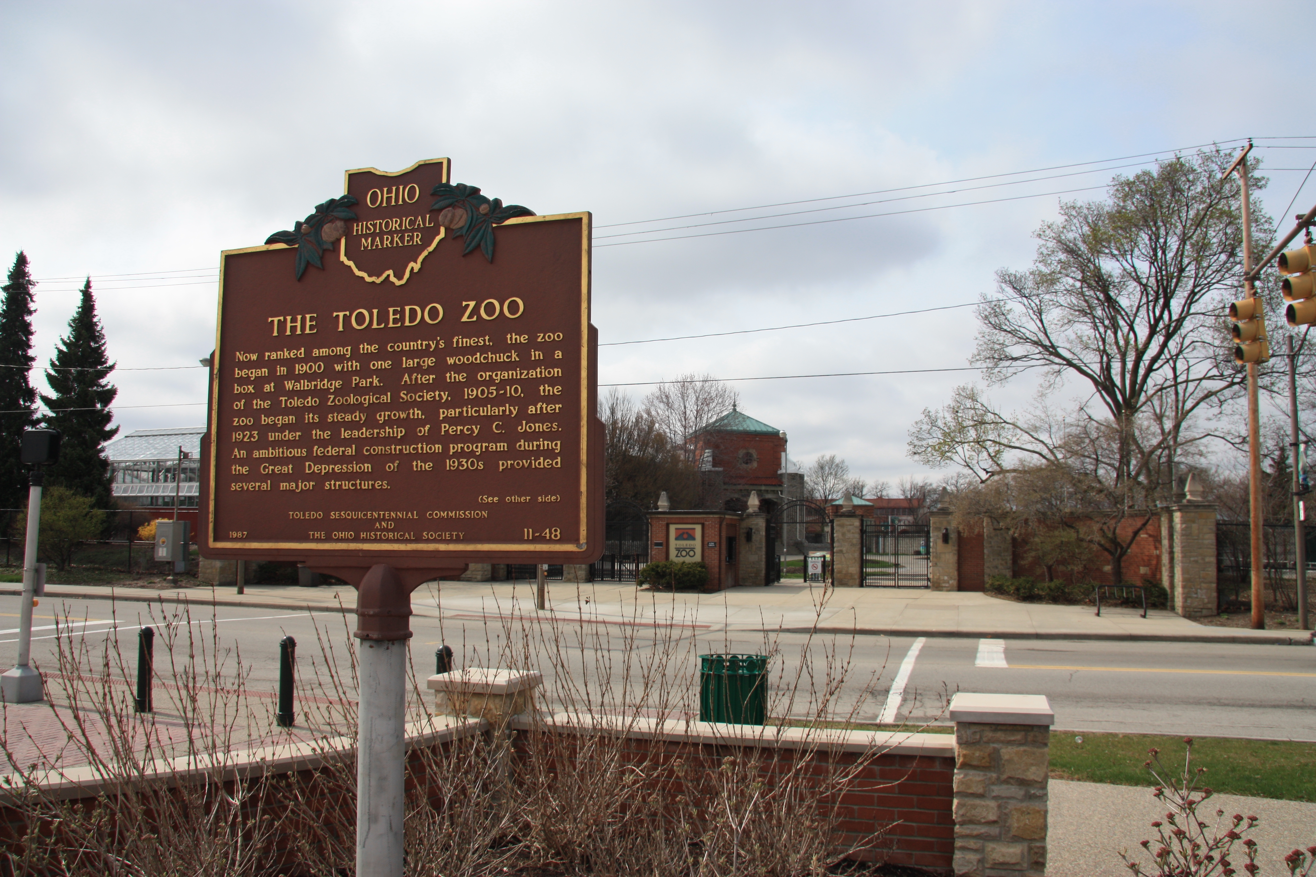 The Toledo Zoo / The New Deal in Toledo Marker