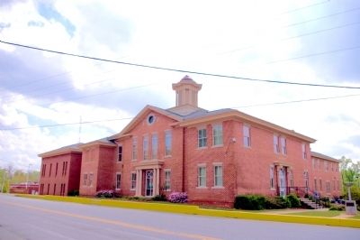 Wilkinson County Courthouse image. Click for full size.