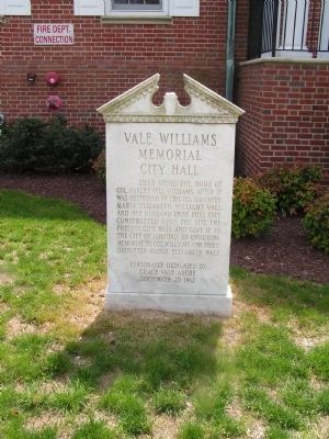 Vale-Williams Memorial City Hall Marker image. Click for full size.