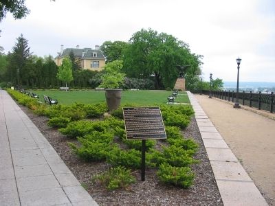 Summit Lookout Park and Marker image. Click for full size.