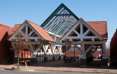 Bristow Pioneers Plaza (West Facade). Click for full size. Bristow Pioneers Plaza (West Facade) image. Click for full size.