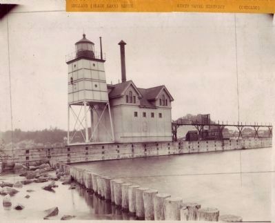Original Holland Harbor Lighthouse image. Click for full size.