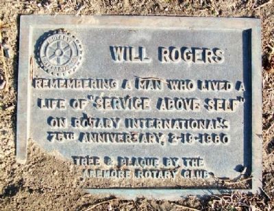 Rotary International Will Rogers Memorial Marker image. Click for full size.