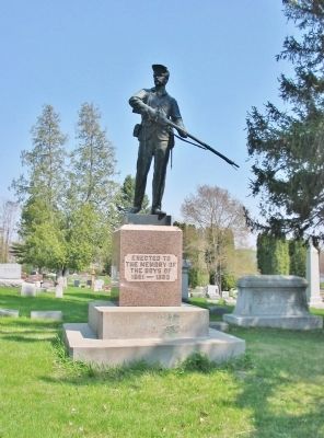 Mt. Vernon Cemetery Civil War Memorial image. Click for full size.