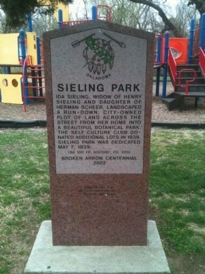 Sieling Park Marker. Click for full size. Sieling Park Marker image. Click for full size.