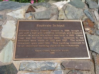 Fruitvale School Marker image. Click for full size.
