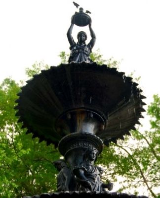 Robert Anderson Memorial Fountain image. Click for full size.
