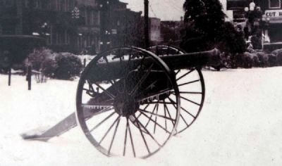 "Old Reformer" Cannon, ca 1920. Click for full size. "Old Reformer" Cannon, ca 1920 image. Click for full size.