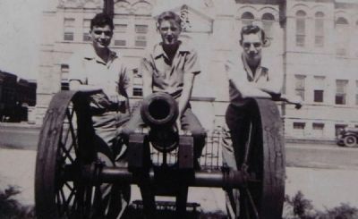 "Old Reformer" Cannon. Click for full size. "Old Reformer" Cannon image. Click for full size.