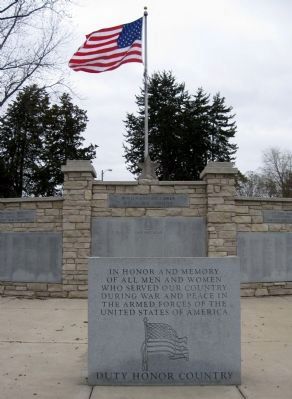 Roadside Park Veterans Memorial Marker image. Click for full size.