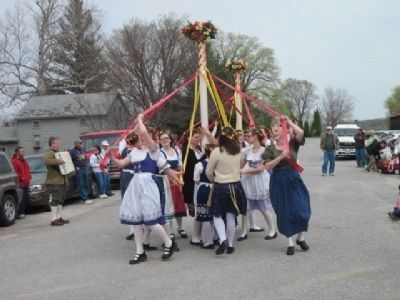 Amana Colonies Maifest. Maipole dancers. image. Click for full size.