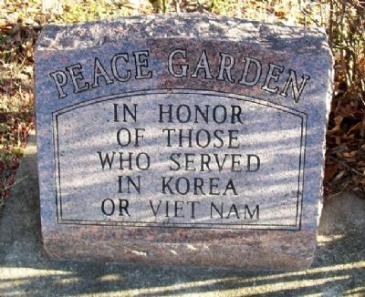 Peace Garden Monument. Click for full size. Peace Garden Monument image. Click for full size.