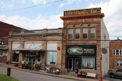 The Former Citizens Bank in Pennsboro image. Click for full size.