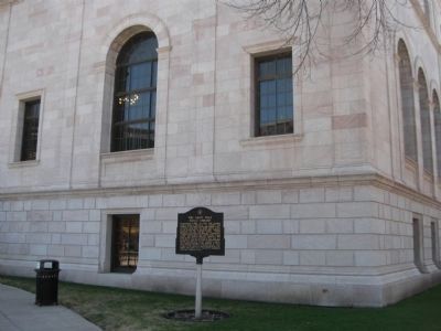 The Saint Paul Public Library and Marker image. Click for full size.