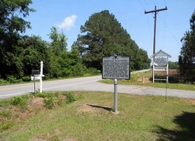 Wide view of the Roseville Plantation Marker image. Click for full size.