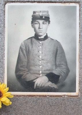 Memory Hill Cemetery ,Edwin Jemison (2nd LA Infantry) image. Click for full size.