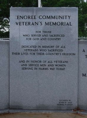 Enoree Community Veterans Memorial -<br>Center Inscription image. Click for full size.