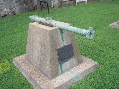 Cannon at Fortress Monroe image. Click for full size.
