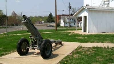 Howitzer on Display at Legion Post No. 95 image. Click for full size.