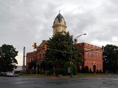 Union County Courthouse. Click for full size. Union County Courthouse image. Click for full size.