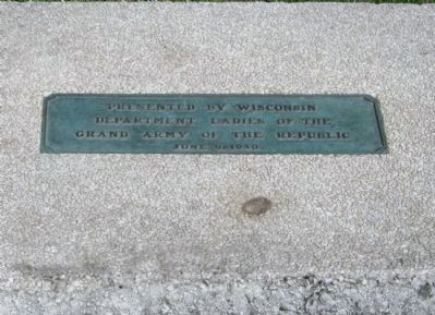 Plaque on Bench image. Click for full size.