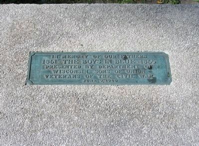 Plaque on Bench image. Click for full size.