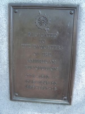 Back of Monument image. Click for full size.