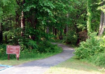 Walking Trail Leading from Marker to<br>Battlefield and Visitors Center image. Click for full size.