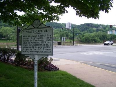 State Capitol Marker, near Greenbrier Street and Kanawha Blvd E (US 60) intersection image. Click for full size.